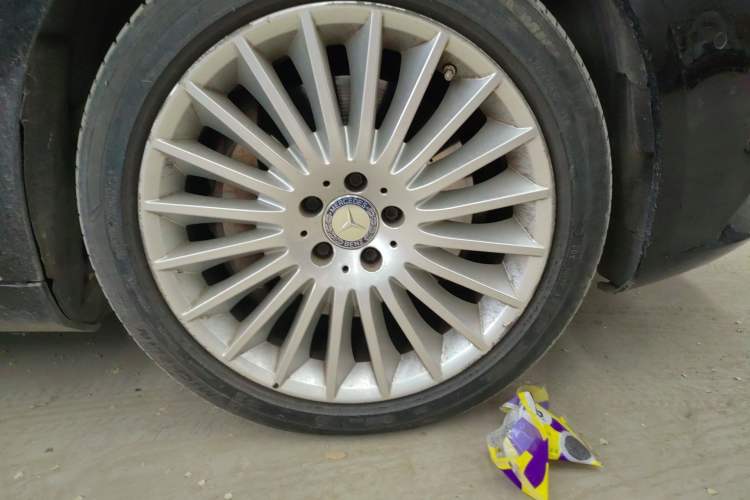 Used Mercedes-Benz S-Class 2014 S 500 L 4MATIC Right Front Wheel Hub