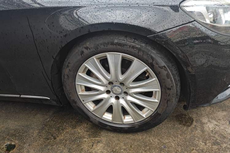 Used Mercedes-Benz S-Class 2014 S 320 L Business Model Right Front Wheel Hub