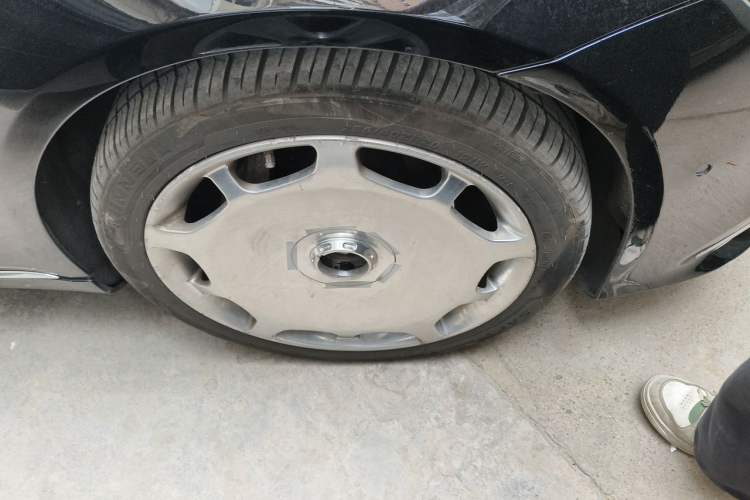 Used Mercedes-Benz S-Class 2014 S 320 L Business Model Right Front Wheel Hub