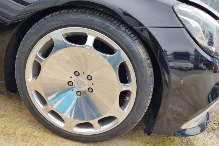 Used Mercedes-Benz S-Class 2014 S 320 L Business Model Right Front Wheel Hub