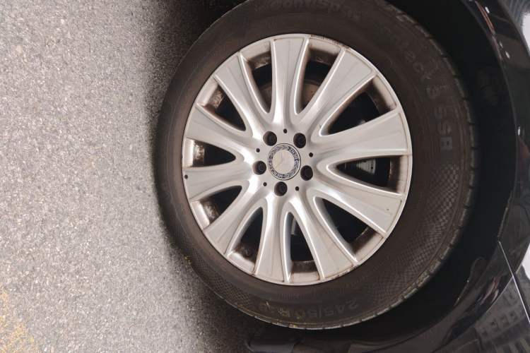 Used Mercedes-Benz S-Class 2014 S 320 L Business Model Right Front Wheel Hub