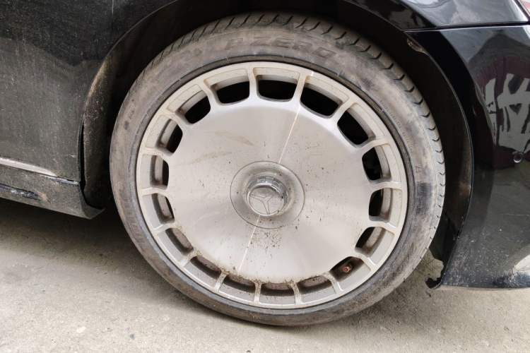 Used Mercedes-Benz S-Class 2014 S 320 L Luxury Model Right Front Wheel Hub