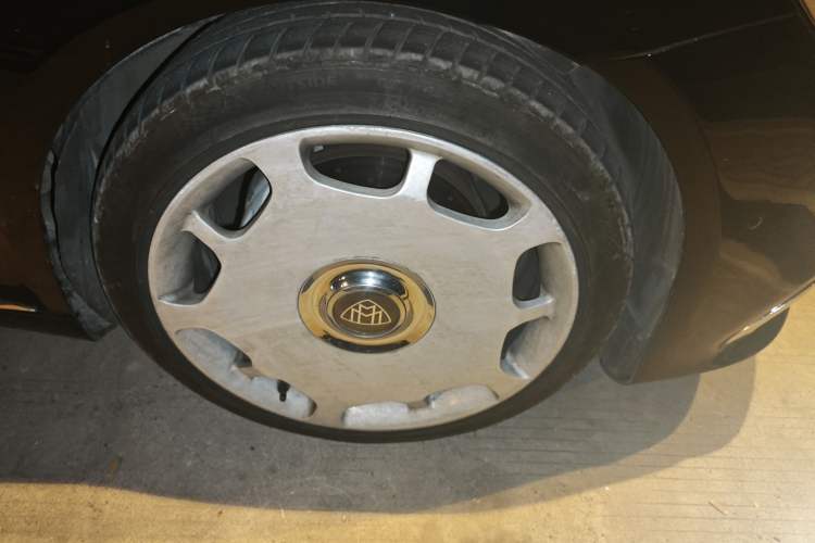 Used Mercedes-Benz S-Class 2014 S 320 L Luxury Model Right Front Wheel Hub