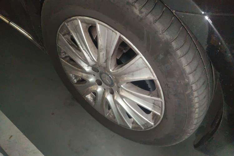 Used Mercedes-Benz S-Class 2014 S 320 L Business Model Right Front Wheel Hub