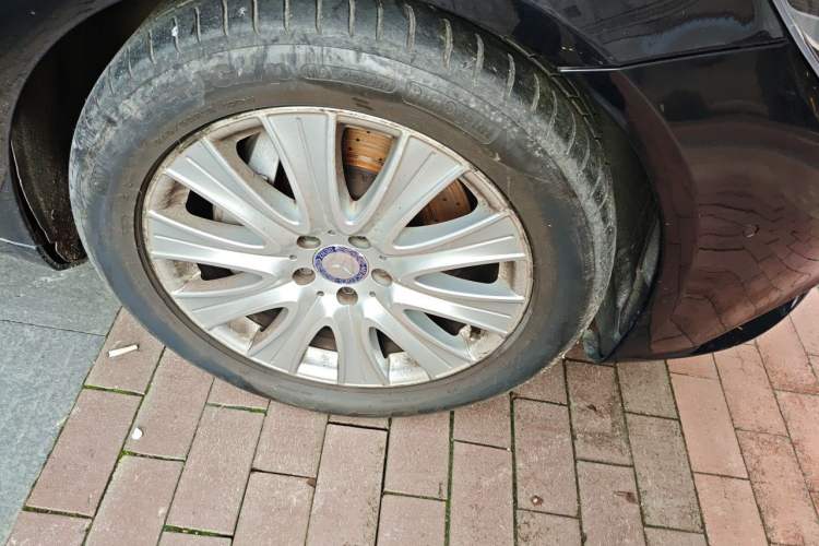 Used Mercedes-Benz S-Class 2014 S 320 L Business Model Right Front Wheel Hub