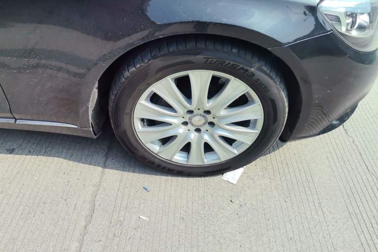 Used Mercedes-Benz S-Class 2014 S 320 L Business Model Right Front Wheel Hub