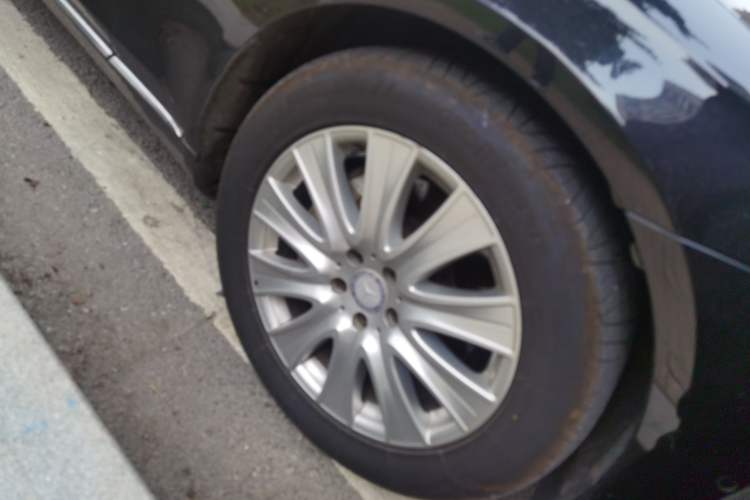 Used Mercedes-Benz S-Class 2014 S 320 L Business Model Right Front Wheel Hub