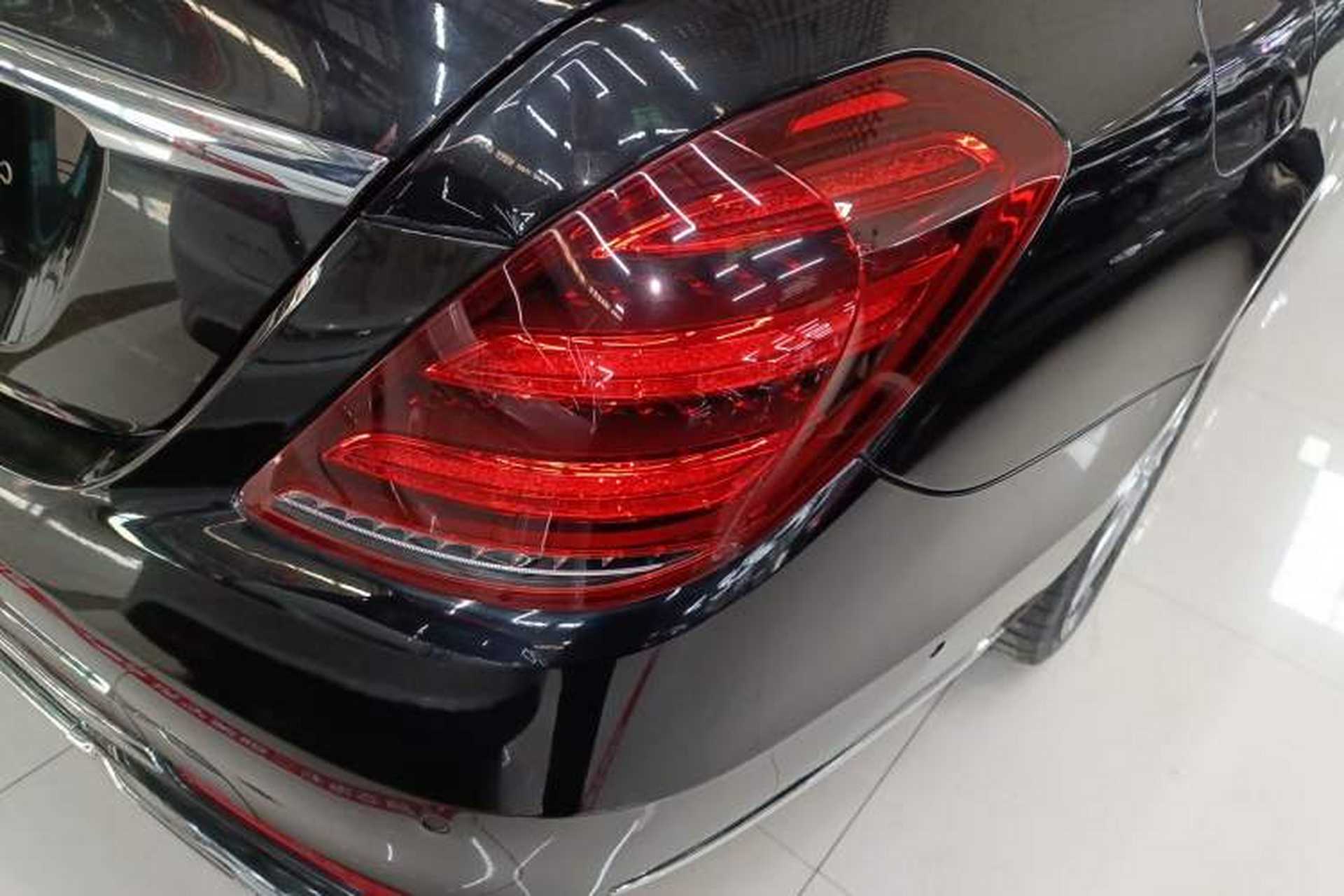 Used Mercedes-Benz S-Class 2014 S 320 L Business Model Right Rear Taillight