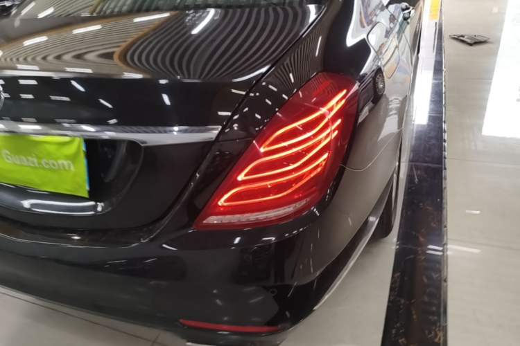 Used Mercedes-Benz S-Class 2014 S 320 L Business Model Right Rear Taillight