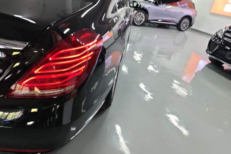 Used Mercedes-Benz S-Class 2014 S 320 L Business Model Right Rear Taillight