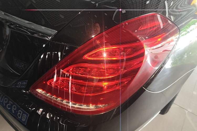 Used Mercedes-Benz S-Class 2014 S 400 L Luxury Model Right Rear Taillight