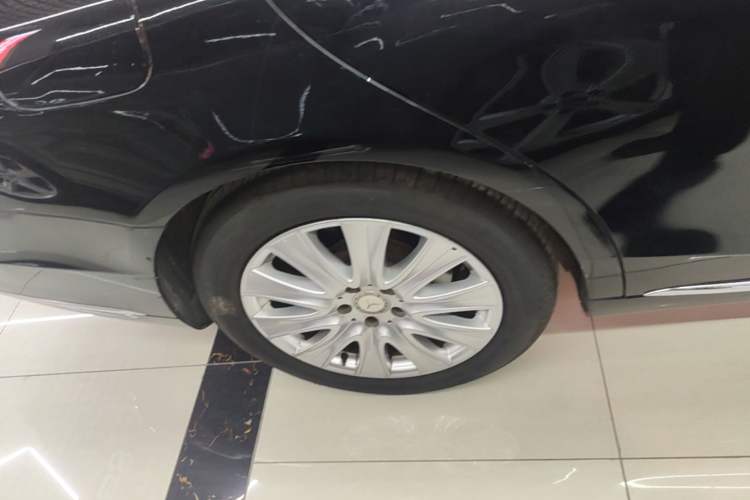 Used Mercedes-Benz S-Class 2014 S 320 L Business Model Right Rear Wheel Hub