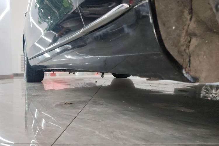 Used Mercedes-Benz S-Class 2014 S 320 L Business Model Right Side Sill