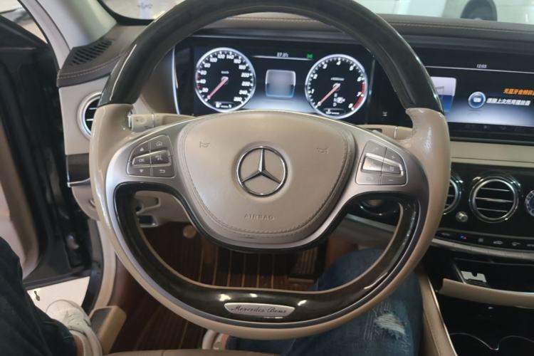 Used Mercedes-Benz S-Class 2014 S 320 L Luxury Model Steering Wheel