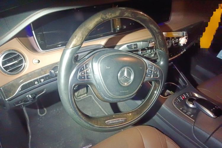 Used Mercedes-Benz S-Class 2014 S 320 L Luxury Model Steering Wheel