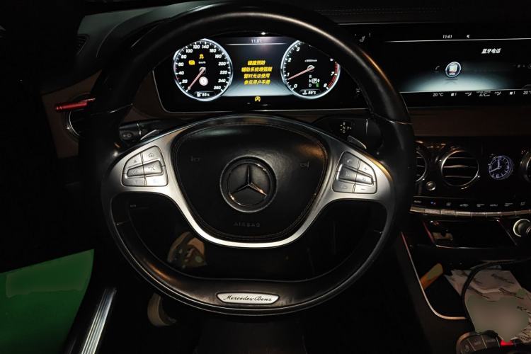 Used Mercedes-Benz S-Class 2014 S 320 L Business Model Steering Wheel