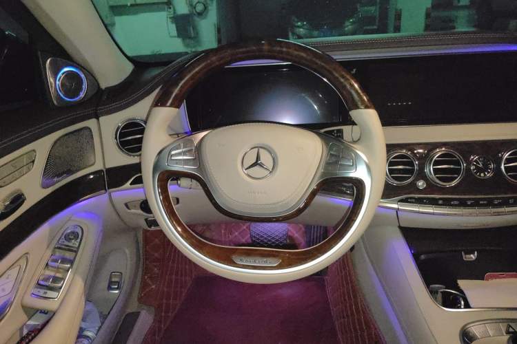 Used Mercedes-Benz S-Class 2014 S 320 L Business Model Steering Wheel