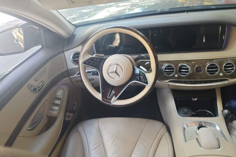Used Mercedes-Benz S-Class 2014 S 400 L Prestige Edition Steering Wheel