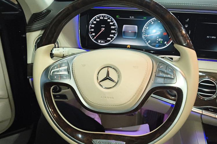 Used Mercedes-Benz S-Class 2014 S 320 L Business Model Steering Wheel