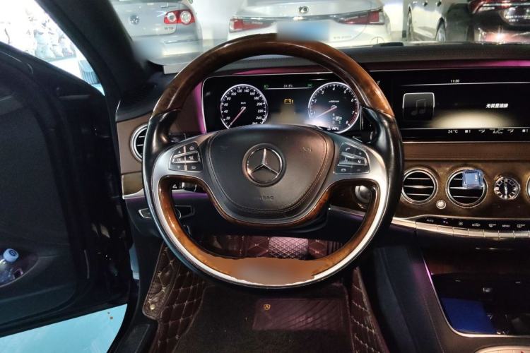 Used Mercedes-Benz S-Class 2014 S 400 L Luxury Model Steering Wheel