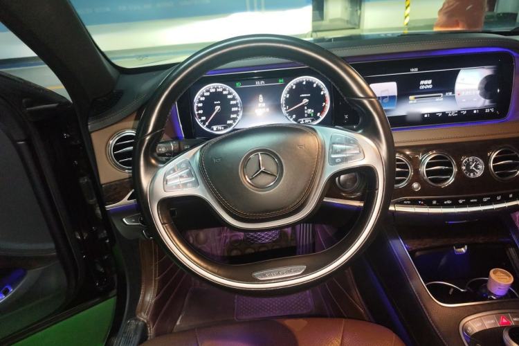 Used Mercedes-Benz S-Class 2014 S 320 L Business Model Steering Wheel