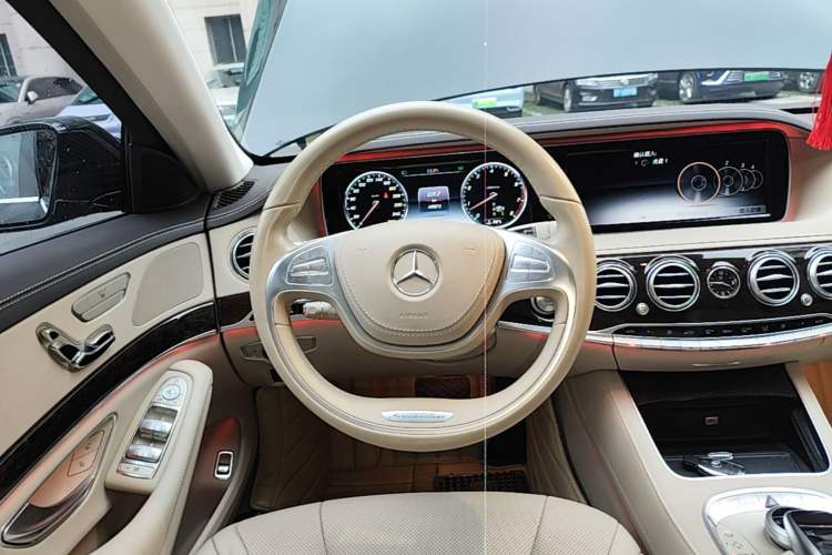 Used Mercedes-Benz S-Class 2014 S 320 L Business Model Steering Wheel