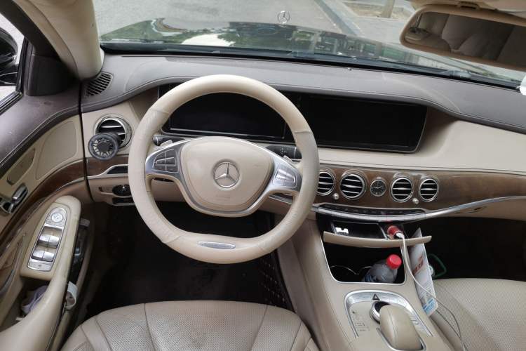 Used Mercedes-Benz S-Class 2014 S 400 L Prestige Edition Steering Wheel