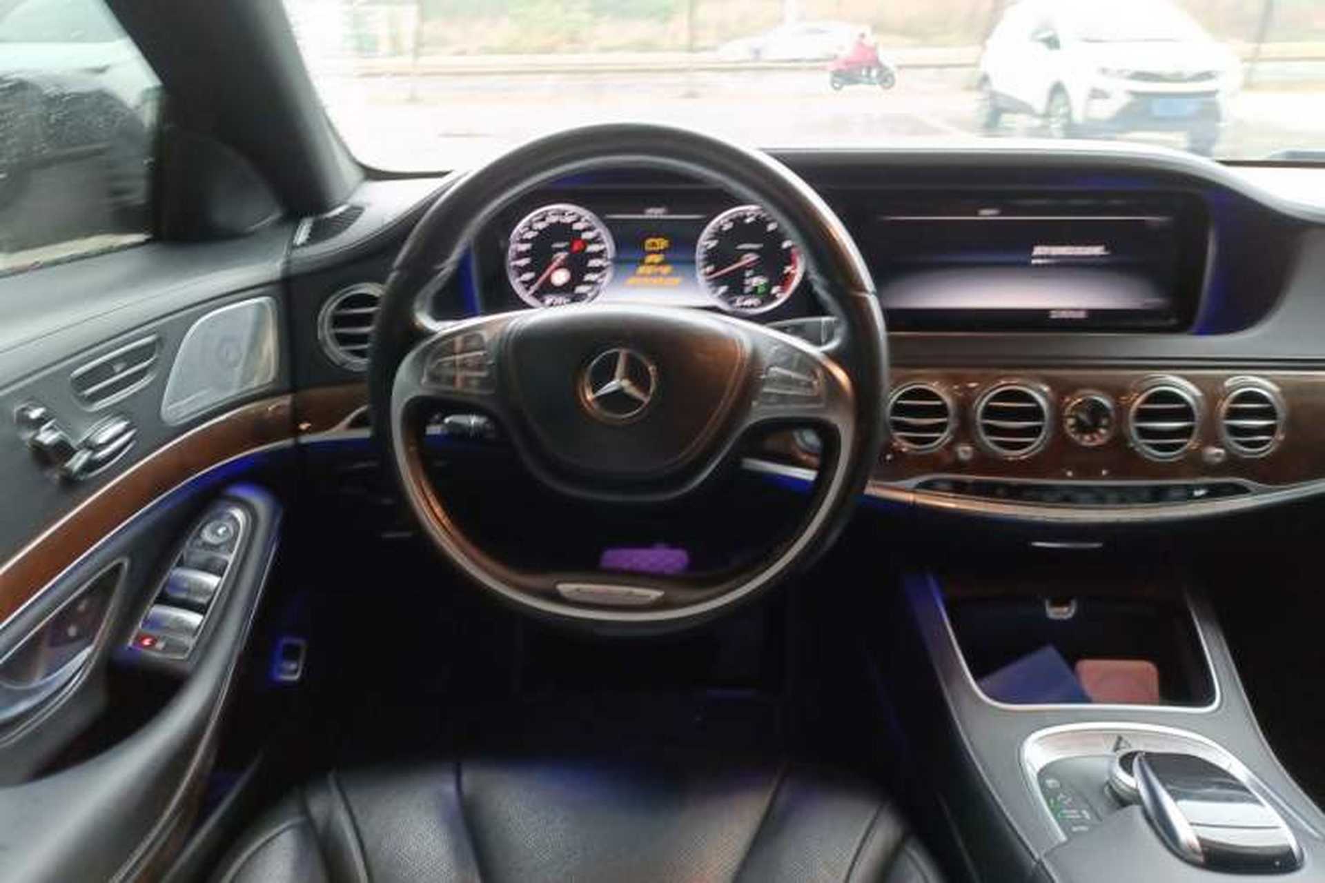 Used Mercedes-Benz S-Class 2014 S 320 L Luxury Model Steering Wheel