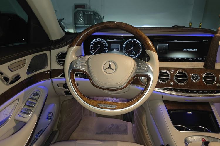 Used Mercedes-Benz S-Class 2014 S 400 L Luxury Model Steering Wheel