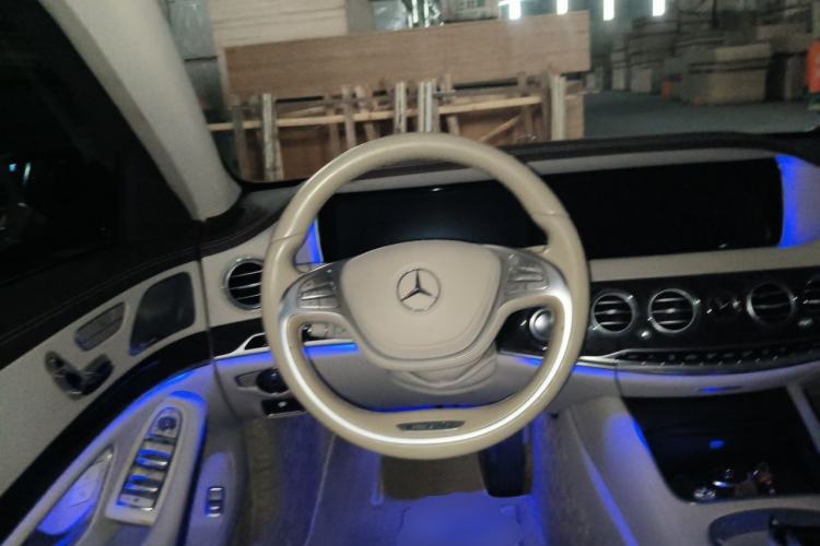 Used Mercedes-Benz S-Class 2014 S 320 L Luxury Model Steering Wheel