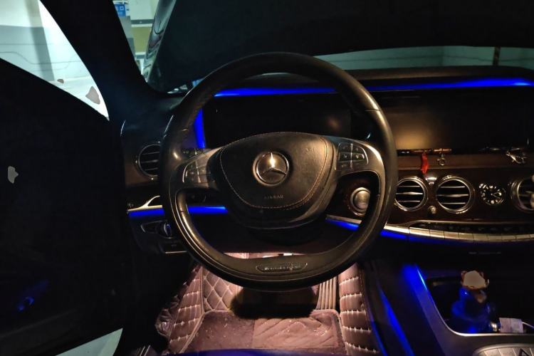 Used Mercedes-Benz S-Class 2014 S 320 L Business Model Steering Wheel