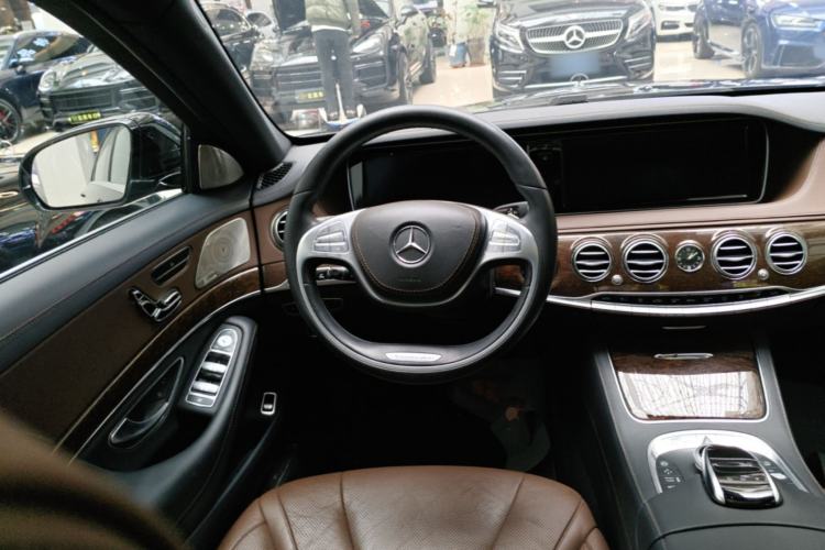 Used Mercedes-Benz S-Class 2014 S 320 L Business Model Steering Wheel