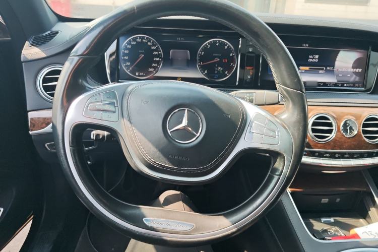 Used Mercedes-Benz S-Class 2014 S 320 L Business Model Steering Wheel