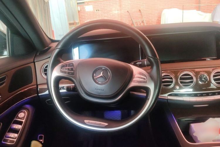 Used Mercedes-Benz S-Class 2014 S 320 L Business Model Steering Wheel