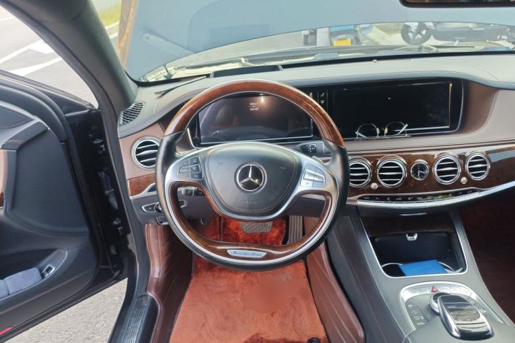 Used Mercedes-Benz S-Class 2014 S 320 L Luxury Model Steering Wheel