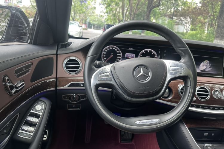 Used Mercedes-Benz S-Class 2014 S 320 L Business Model Steering Wheel