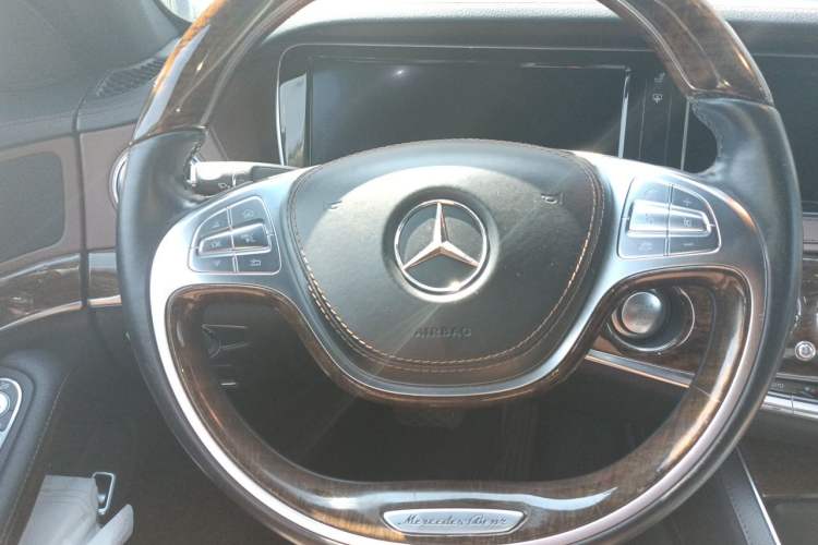 Used Mercedes-Benz S-Class 2014 S 320 L Business Model Steering Wheel