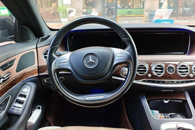 Used Mercedes-Benz S-Class 2014 S 320 L Business Model Steering Wheel