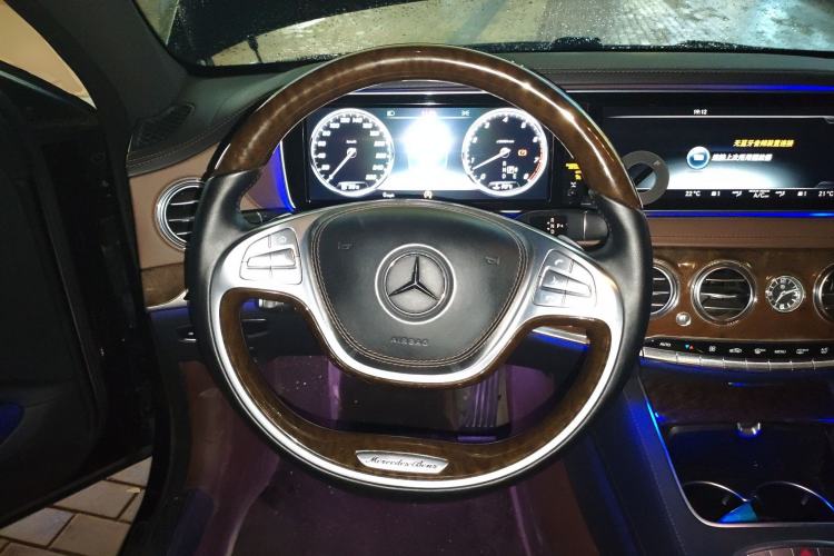 Used Mercedes-Benz S-Class 2014 S 320 L Business Model Steering Wheel