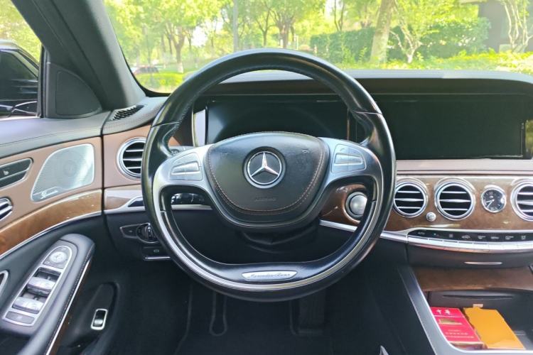 Used Mercedes-Benz S-Class 2014 S 320 L Luxury Model Steering Wheel
