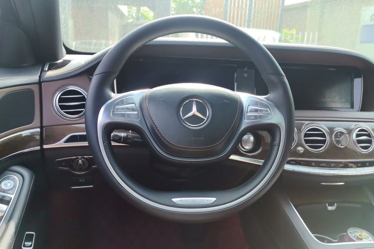 Used Mercedes-Benz S-Class 2014 S 320 L Business Model Steering Wheel