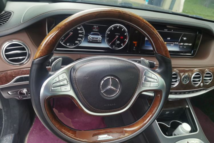 Used Mercedes-Benz S-Class 2014 S 320 L Business Model Steering Wheel