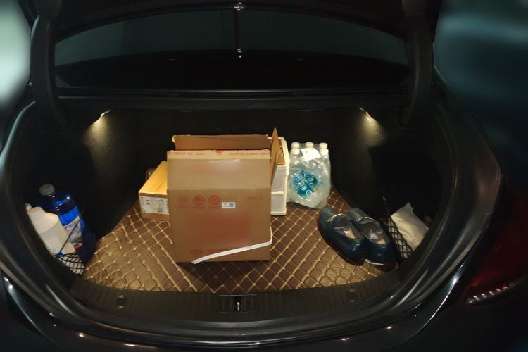 Used Mercedes-Benz S-Class 2014 S 400 L HYBRID Trunk