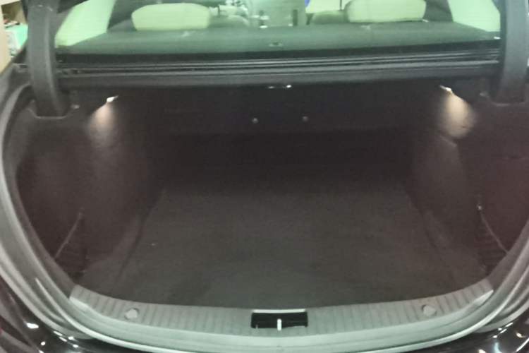 Used Mercedes-Benz S-Class 2014 S 320 L Business Model Trunk