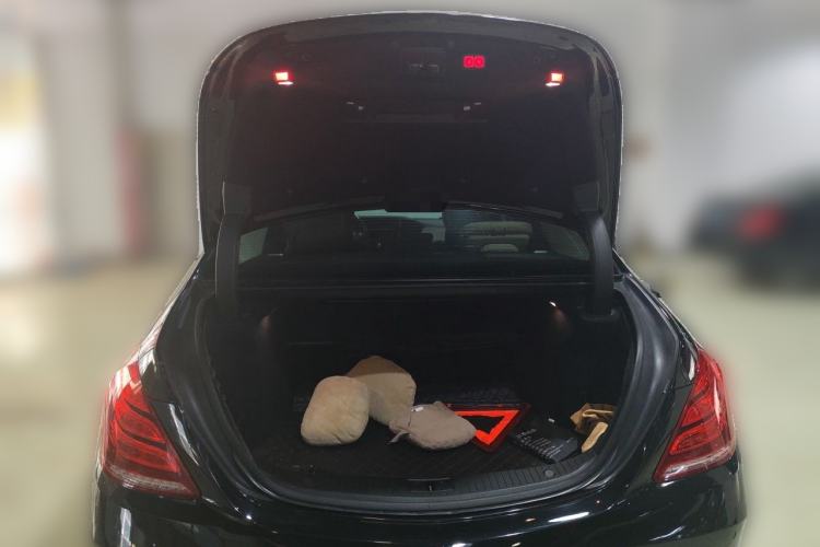 Used Mercedes-Benz S-Class 2014 S 400 L HYBRID Trunk