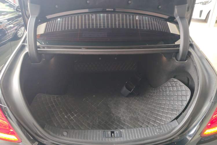 Used Mercedes-Benz S-Class 2014 S 320 L Business Model Trunk