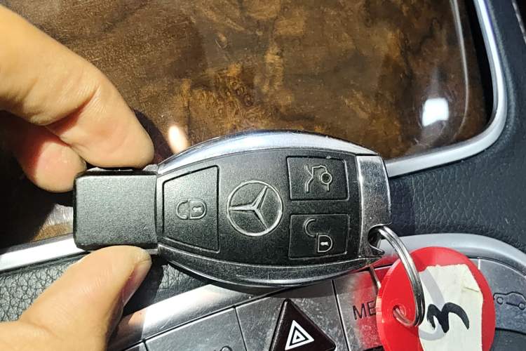 Used Mercedes-Benz S-Class 2014 S 400 L HYBRID Vehicle Key