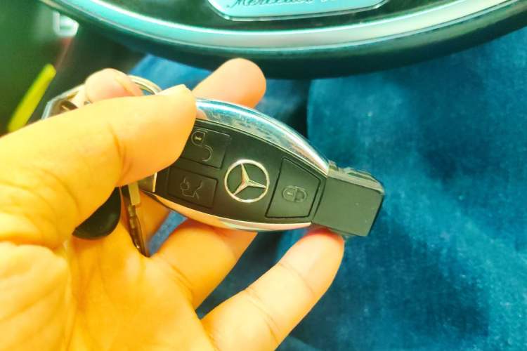 Used Mercedes-Benz S-Class 2014 S 400 L HYBRID Vehicle Key