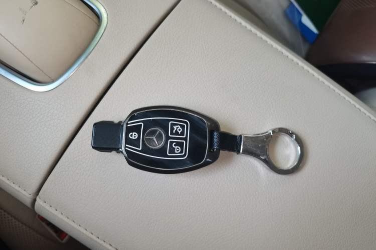 Used Mercedes-Benz S-Class 2014 S 400 L Prestige Edition Vehicle Key