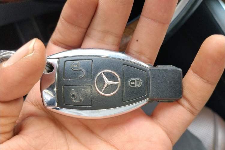 Used Mercedes-Benz S-Class 2014 S 500 L Vehicle Key